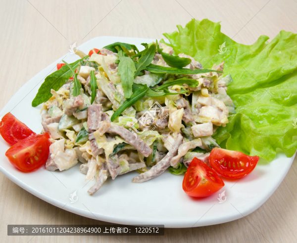 蔬菜肉沙拉