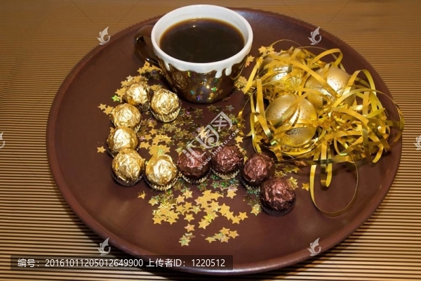 金色的衣服
