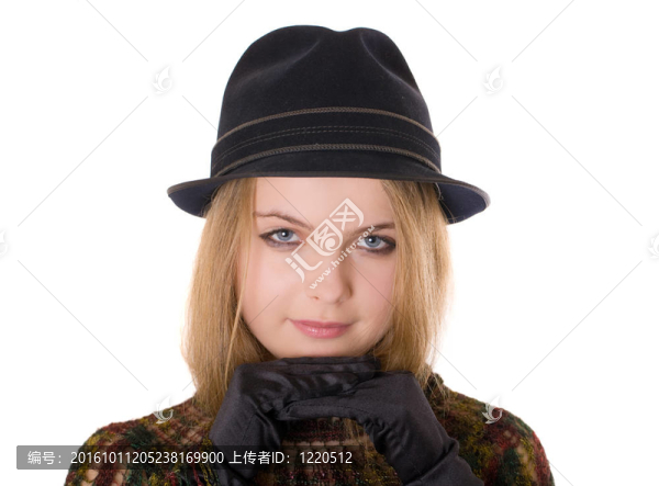 戴黑帽子的女孩