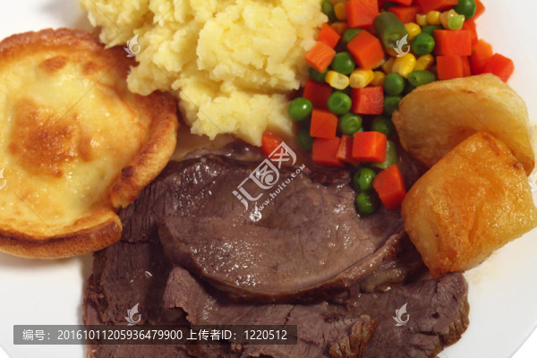 從上面烤牛肉