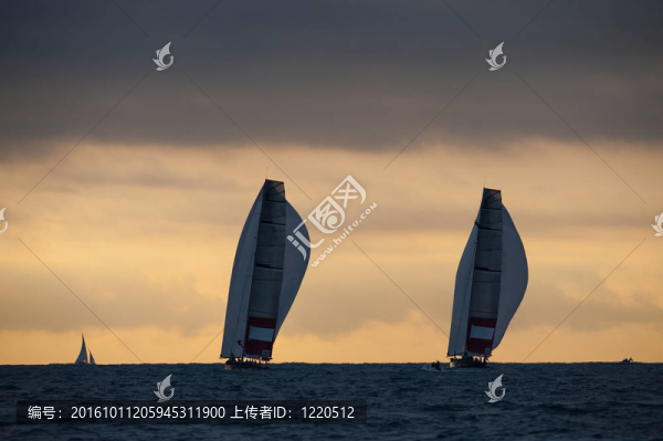 帆船