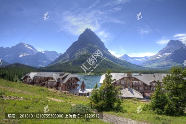 山上的小木屋