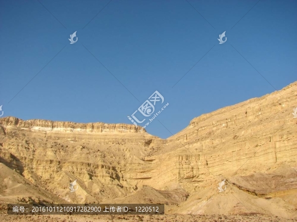Makhtesh,Katan（小凹地）