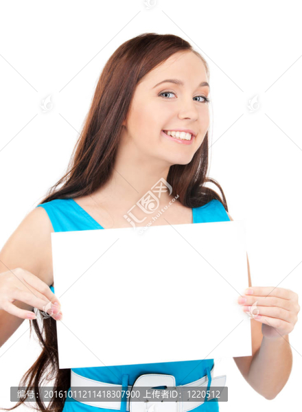 帶空白板的快樂女孩