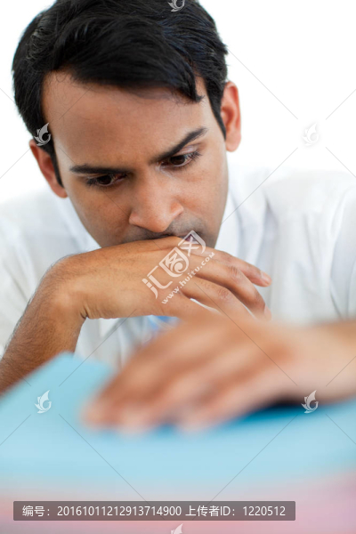 一位有壓力的商人的肖像