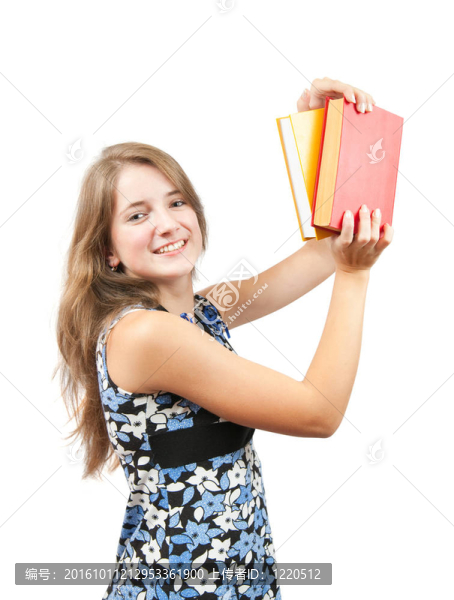 帶書的年輕女孩