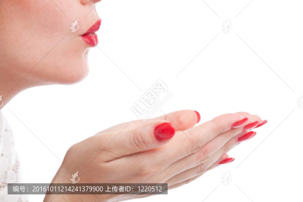 一個(gè)飛吻