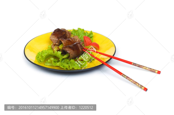 白底牛肉卷