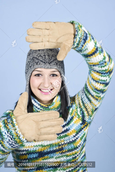 冬女性框架臉