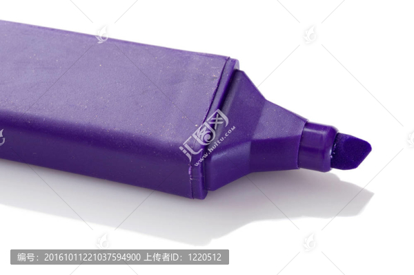 白色背景上的熒光標(biāo)記