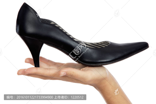 拿鞋