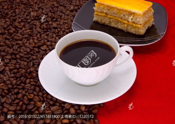 咖啡杯和谷物