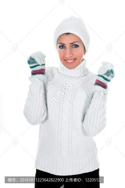 穿著白色毛衣的漂亮女人