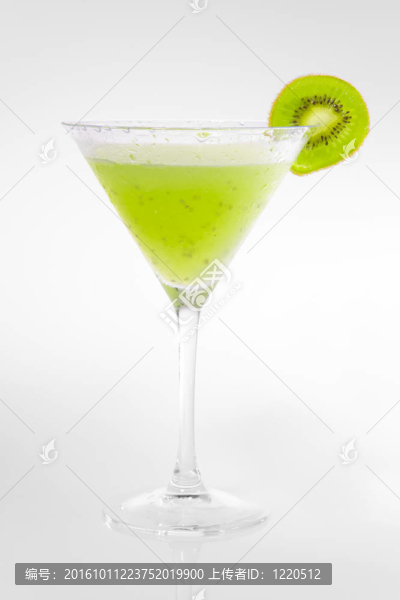 綠色奇異果雞尾酒