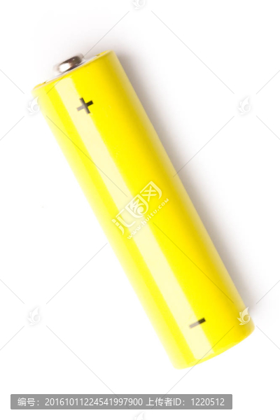 黃色的堿性電池