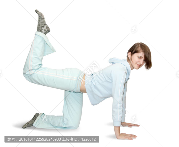 微笑的女孩做有氧運動