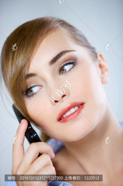 年輕的女商人