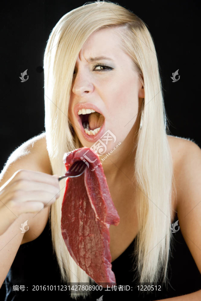 女人與生肉的肖像