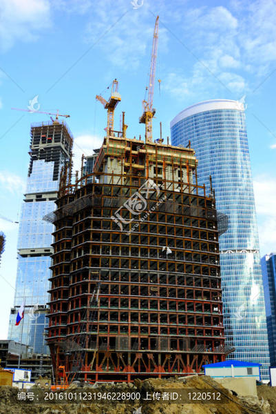 用玻璃建造摩天大樓；莫斯科市莫斯科市國際商務(wù)中心綜合體的鋼鐵和混凝土
