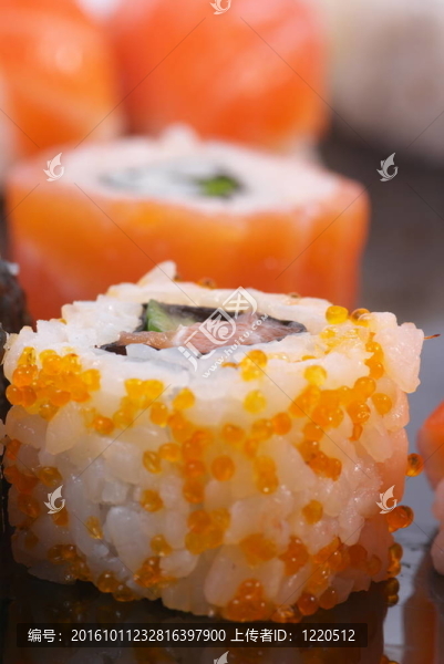 三文魚子壽司