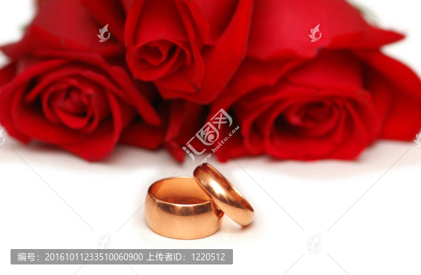婚禮和情人的概念與玫瑰和戒指