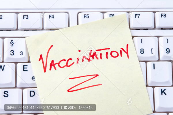 鍵盤上的疫苗接種提醒
