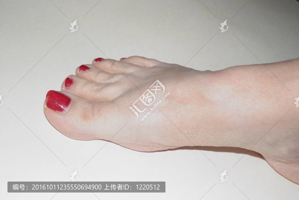 腳趾與指甲拋光
