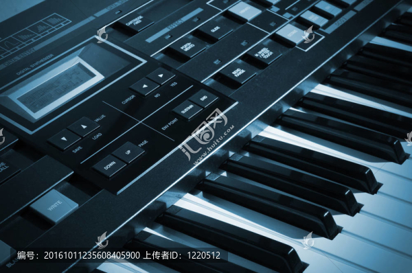 老式合成器鍵盤