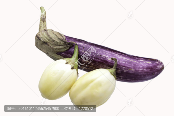 把混合的茄子
