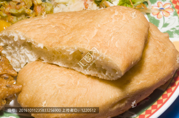 炒烤特立尼達(dá)面包