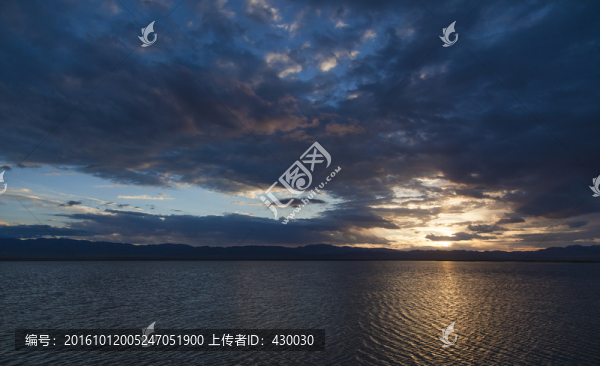 茶卡鹽湖