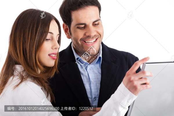 與筆記本電腦的商務(wù)人士的特寫