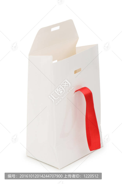 白與紅絲帶打開禮品盒
