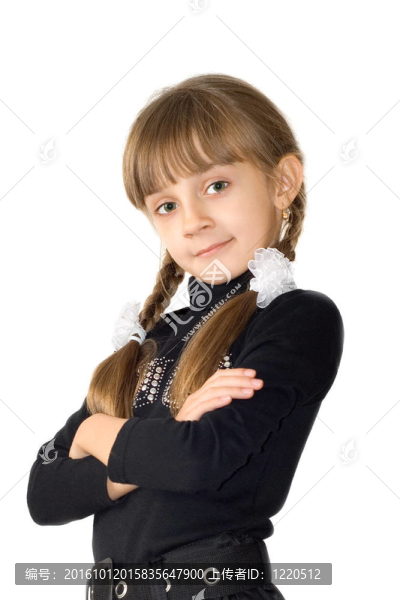 在一個黑色的襯衫的女孩
