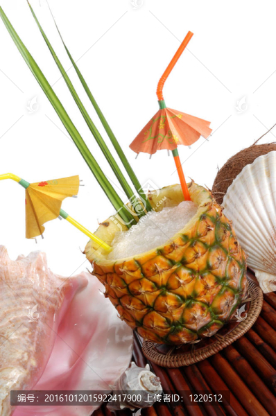 熱帶菠蘿飲料