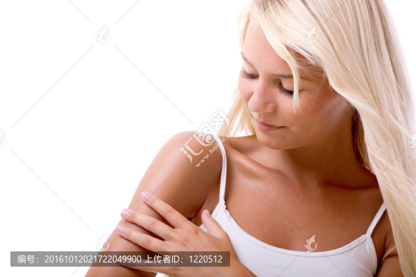 年輕漂亮的女人