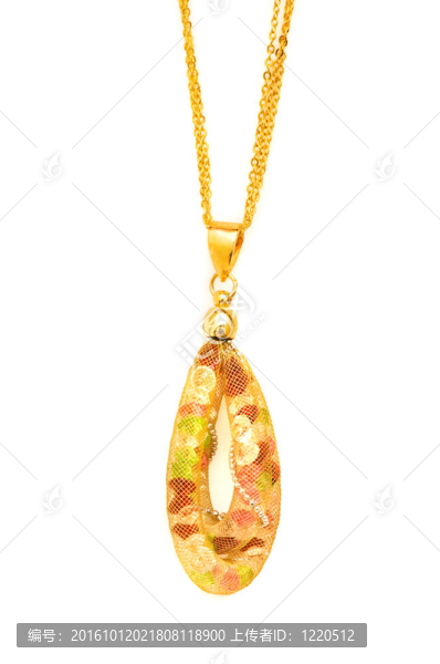白色背景上的金項(xiàng)鏈