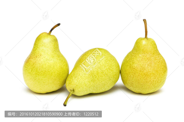 三個(gè)黃色的梨在白色上分離