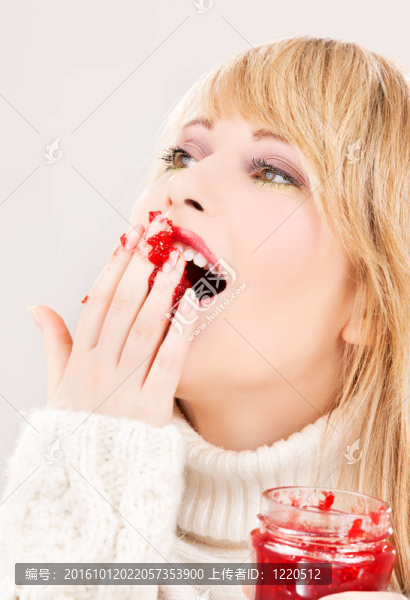 快樂少女與懸鉤子果醬