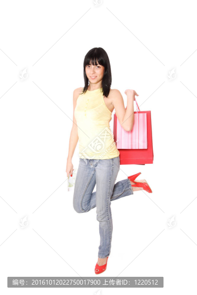 帶購物袋的快樂女人