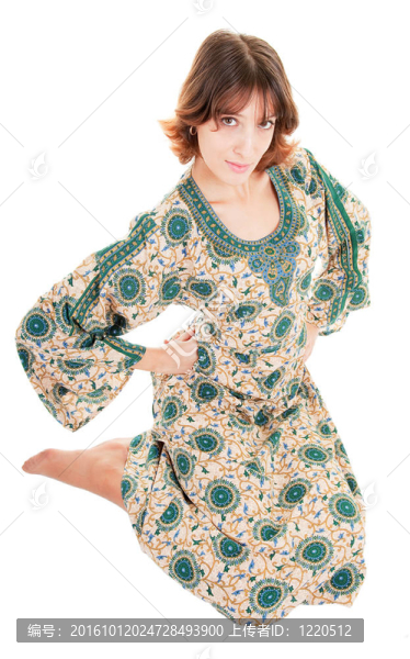 東方服裝的年輕女孩