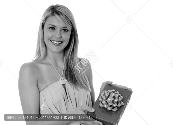 可愛的金發(fā)女孩的禮物