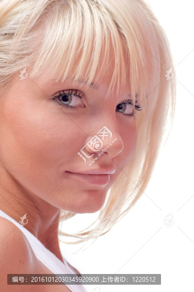 年輕的女人