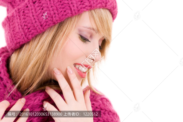 戴帽子的快樂(lè)少女