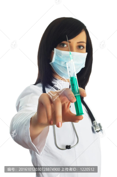 婦女檢查注射器孤立的白色