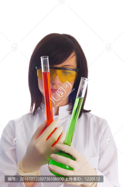女人與化學(xué)實(shí)驗(yàn)室的白管