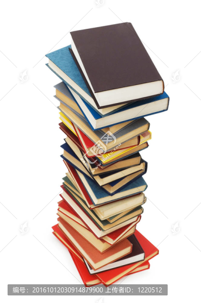 白色背景下的書籍堆疊