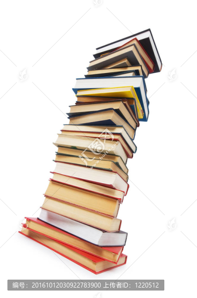 白色背景下的書籍堆疊
