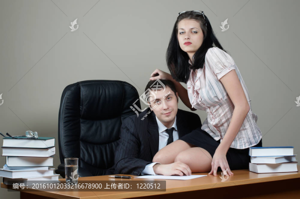 商人與秘書