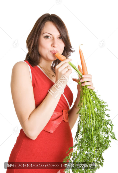 懷孕婦女新鮮胡蘿卜；白色分離